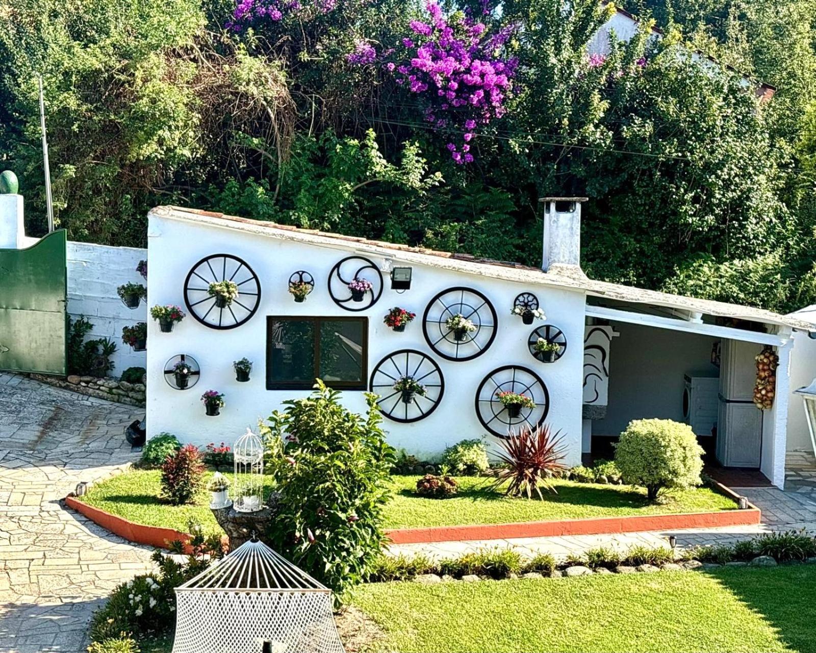 Апартаменты Holibai, Casa Caeiro ,Un Hogar Lejos De Casa, Sabaris, Galicia Байона Экстерьер фото